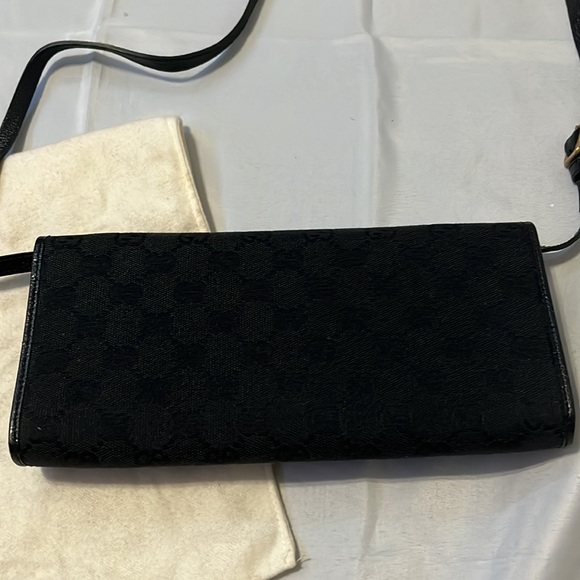 AUTHENTIC GUCCI VINTAGE BLACK SHOULDER BAG - Picture 10 of 11